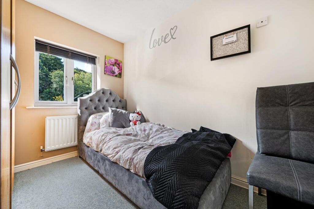 58 Threadfold Way HDR-22.jpg