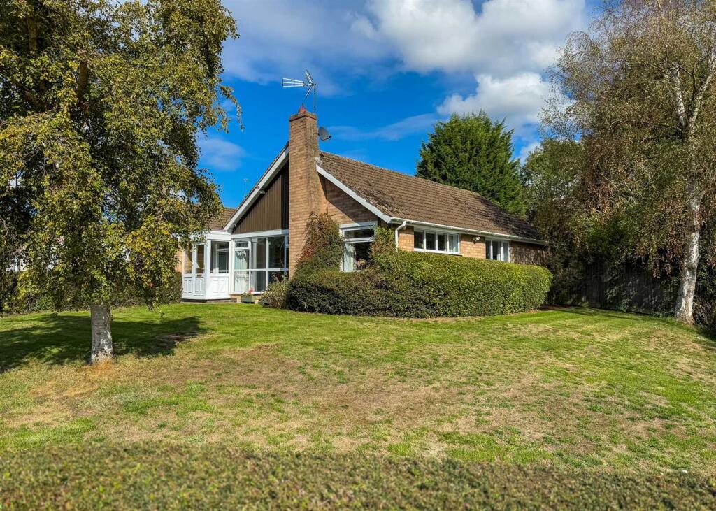 Fordview Close, Great Glen, Leicester