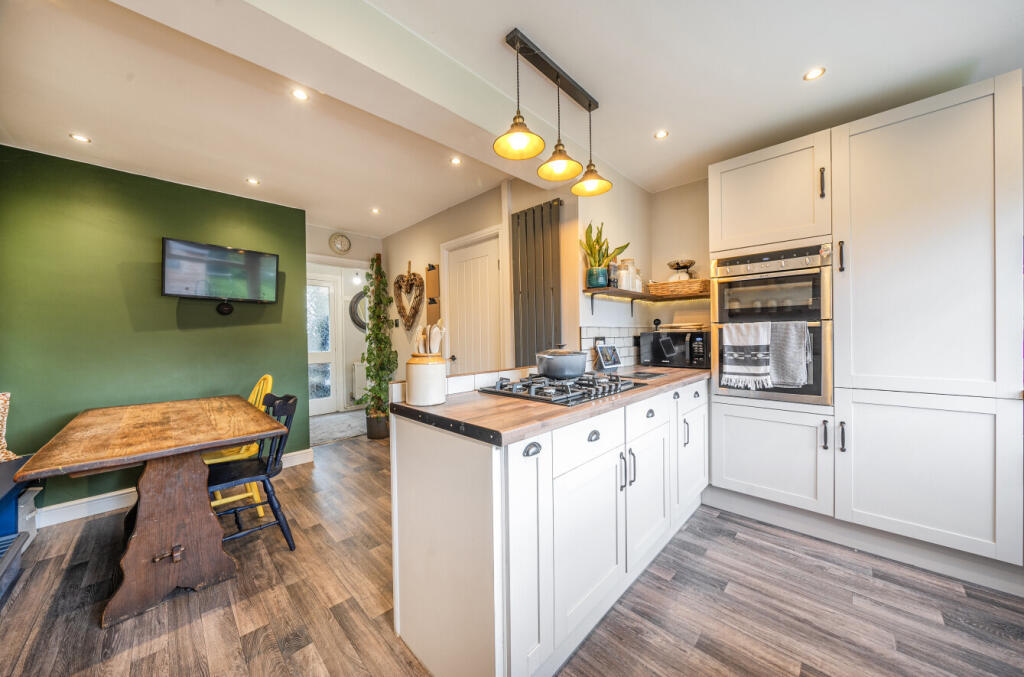 1349738-18-68c830...