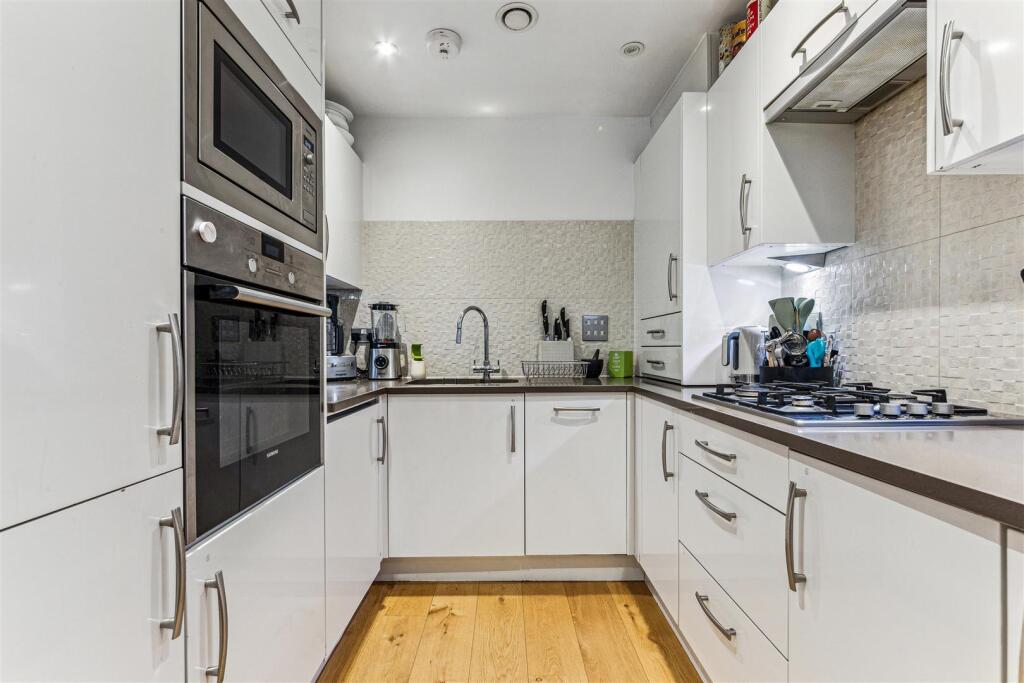 Argyle Court, W4 - FOR SALE