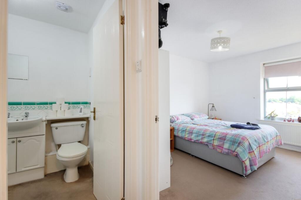 Bedroom &amp; Bathroom