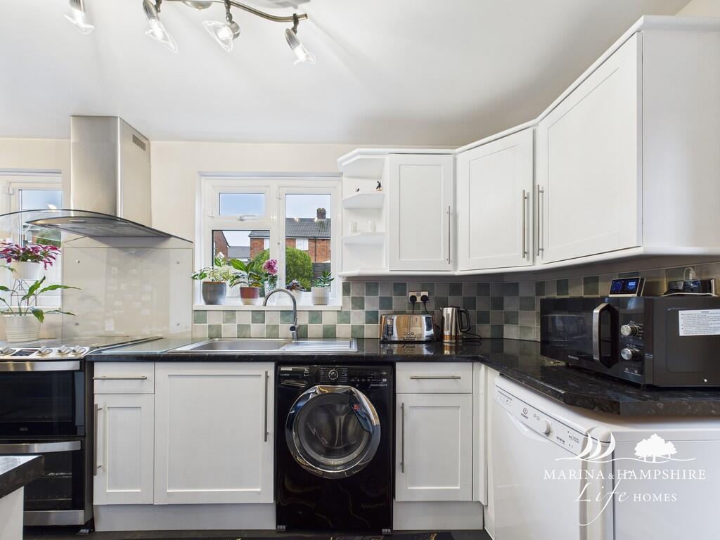 CAM03915G0-PR0020...