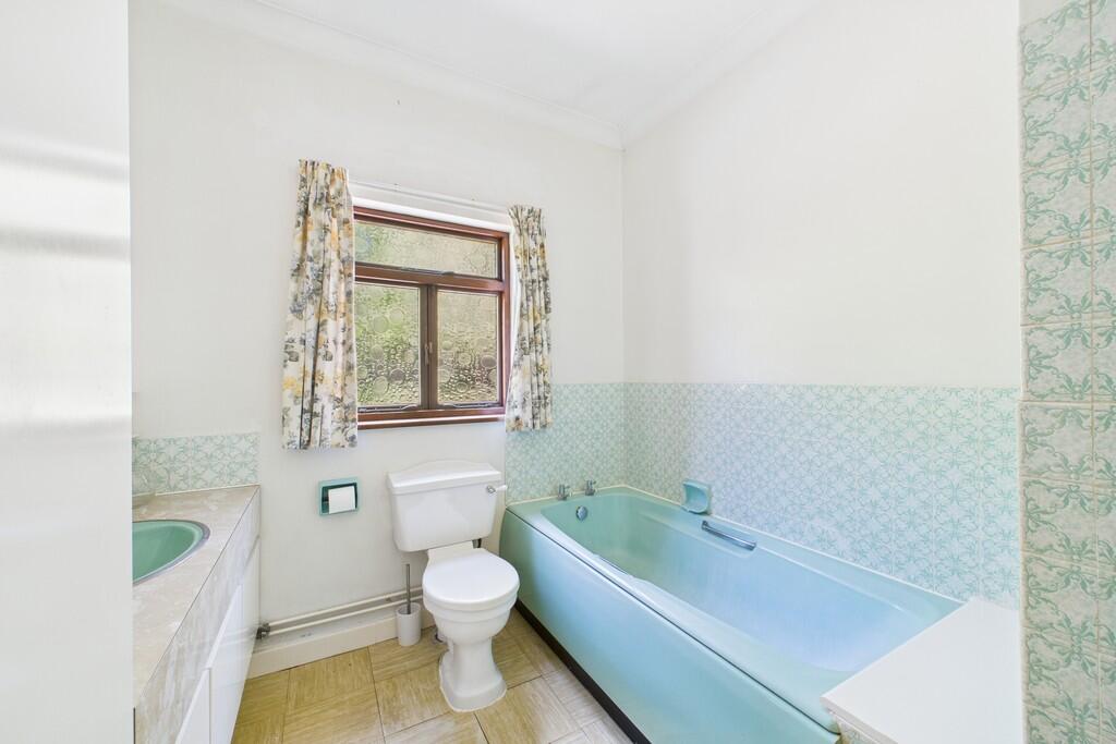 CAM01689G0-PR0462...