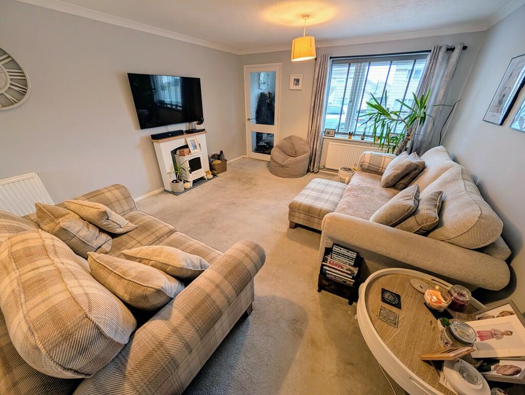 PXL_20241107_0938...