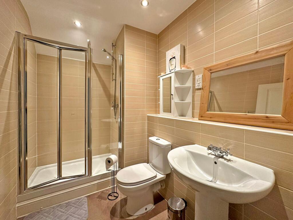 Bedroom One En-Suite