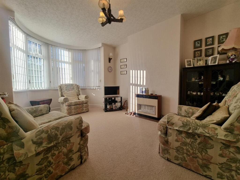 Front Lounge