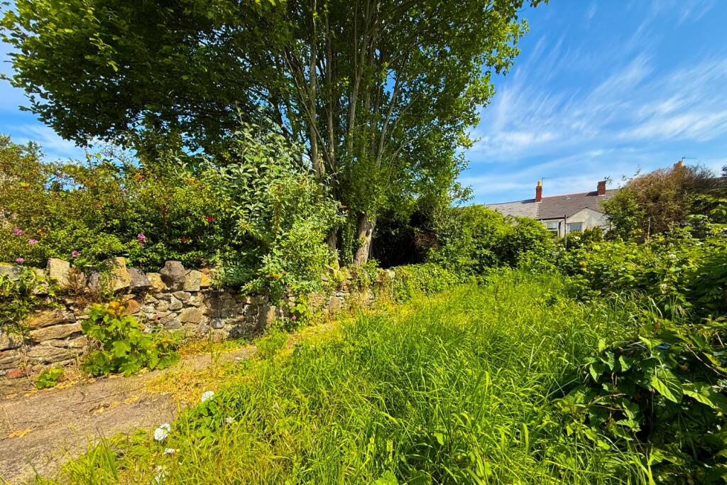 Call 02920 454555 to secure your viewing_14