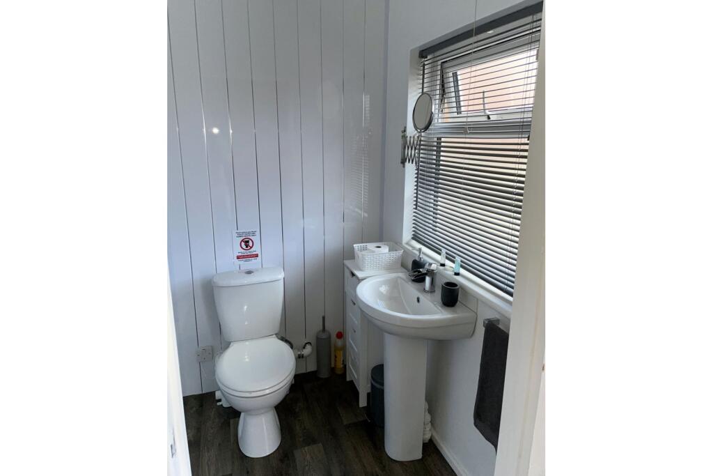 Annex En-Suite
