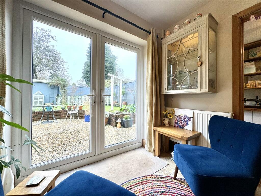 KITCHEN/BREAKFAST/FAMILY ROOM