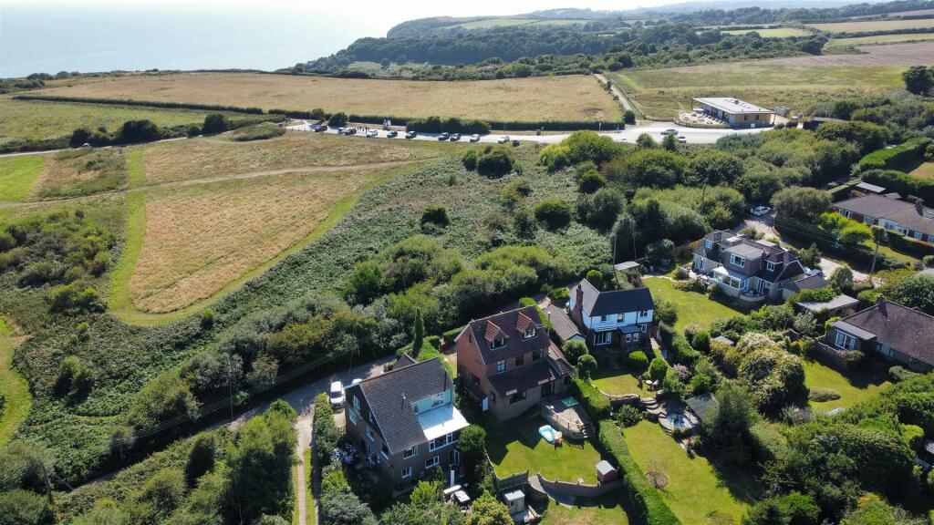 Photo 11-08-2024, 19 39 50 (15).jpg