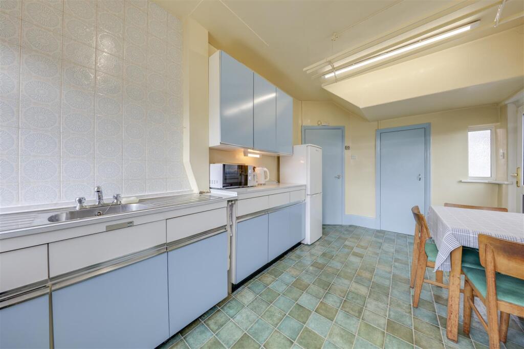 Breakfast Kitchen Alt