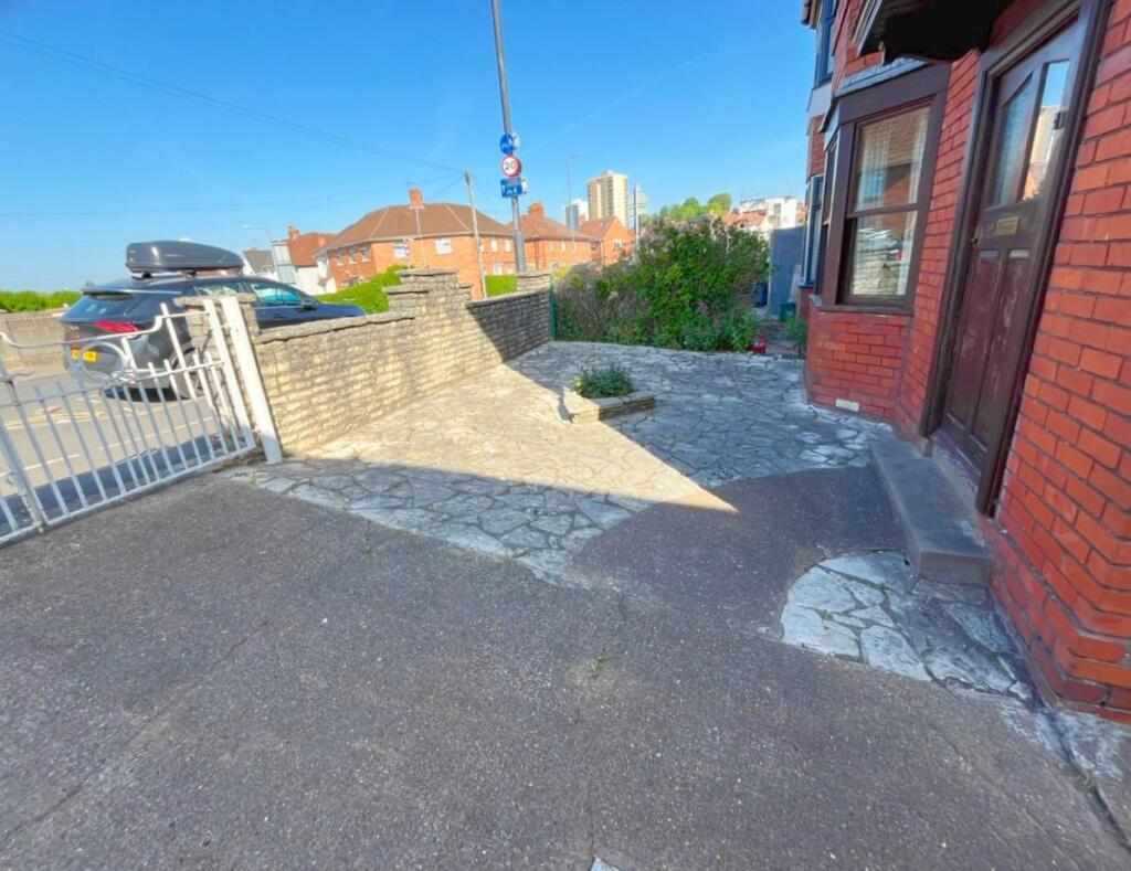 Front Garden shot.jpg