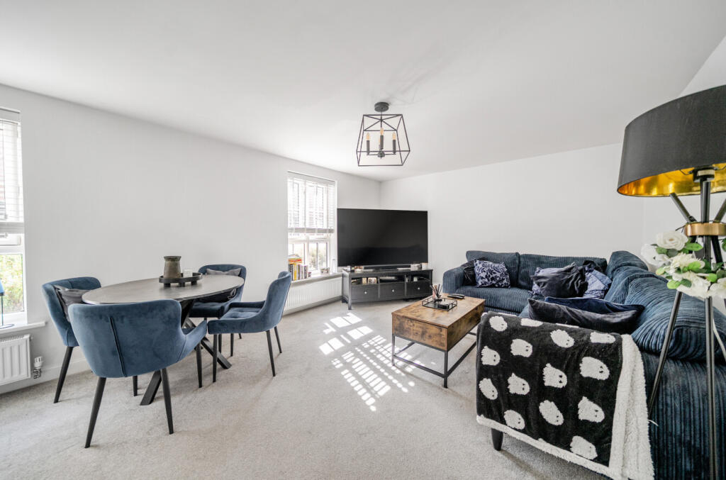 1345599-11-68b071...