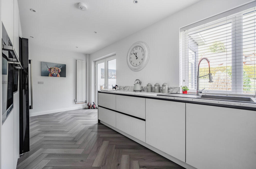 6787ad2c6acc7-l-1228940 (11)