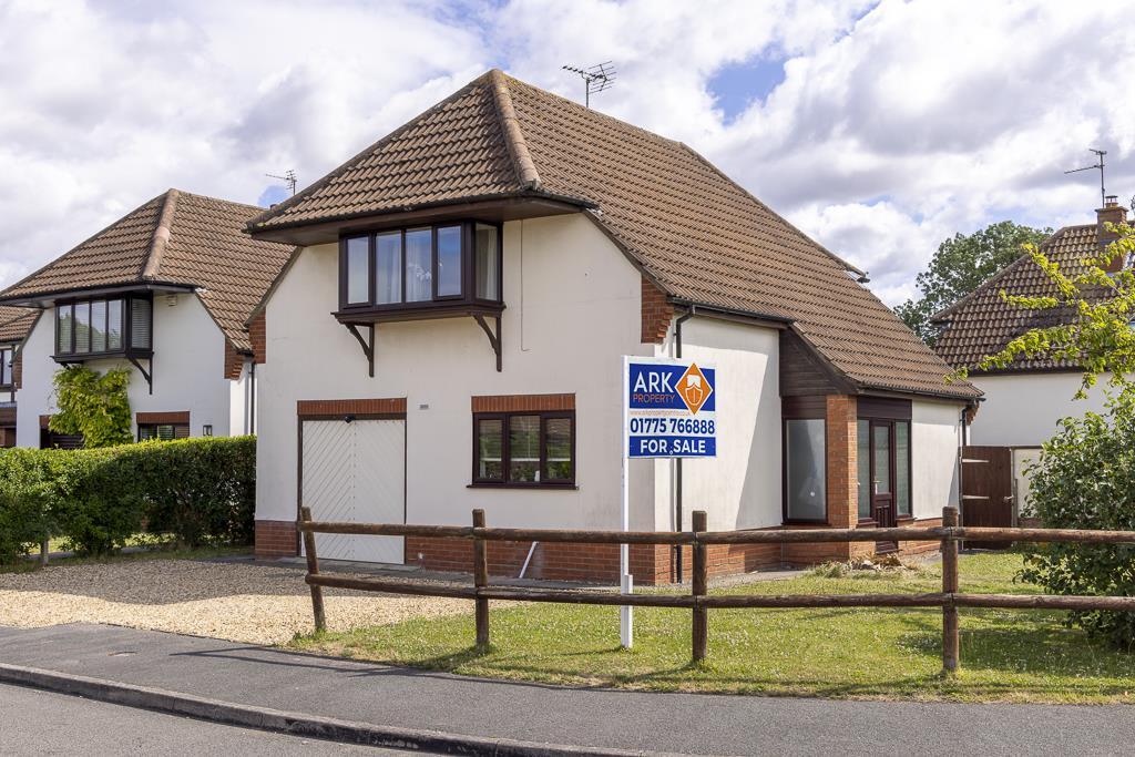 16 Baxter Gardens (Spalding)-5.jpg