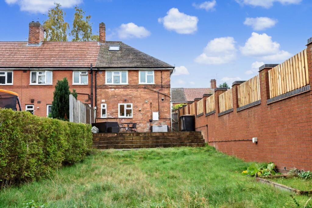 Large Rear Garden