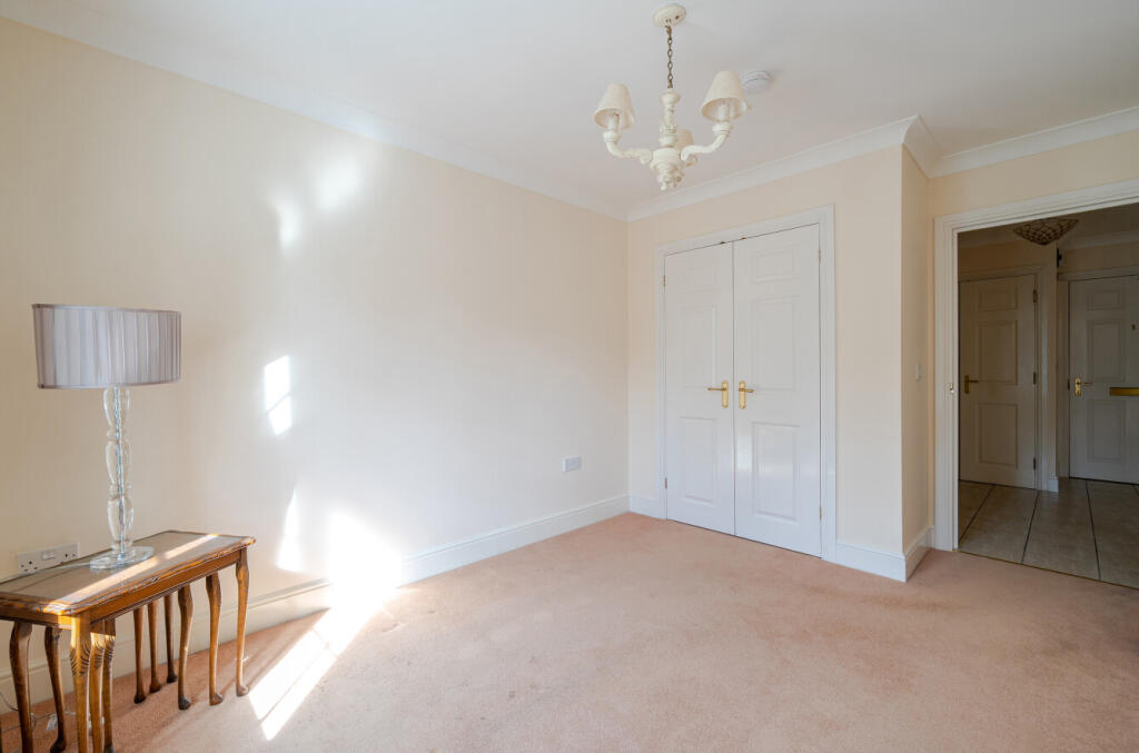 1358560-11-68da83...