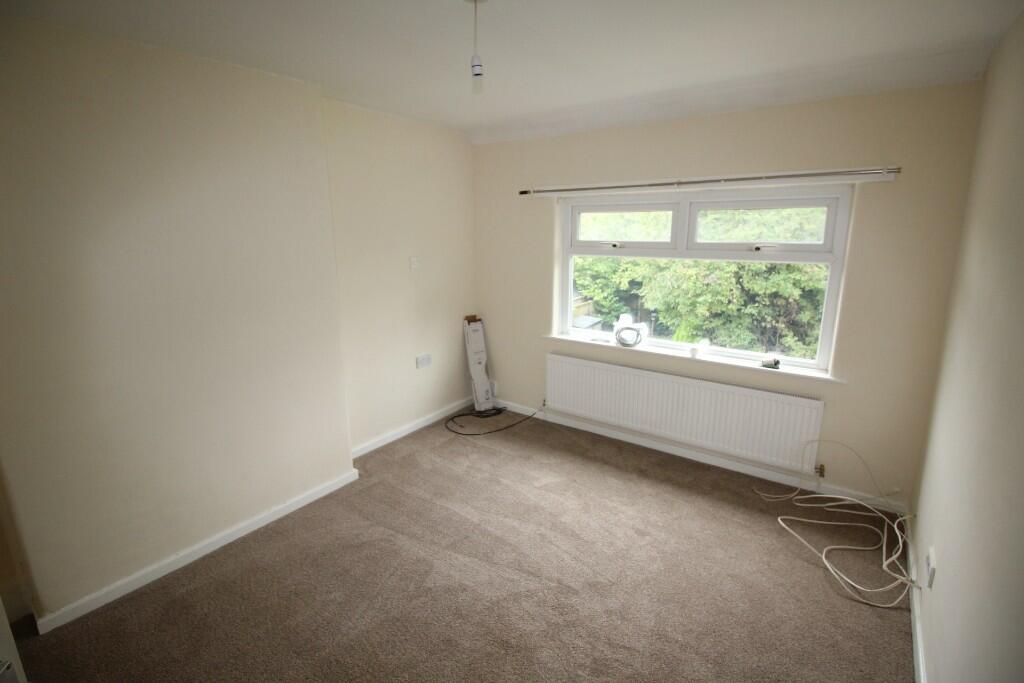 Bedroom (I)