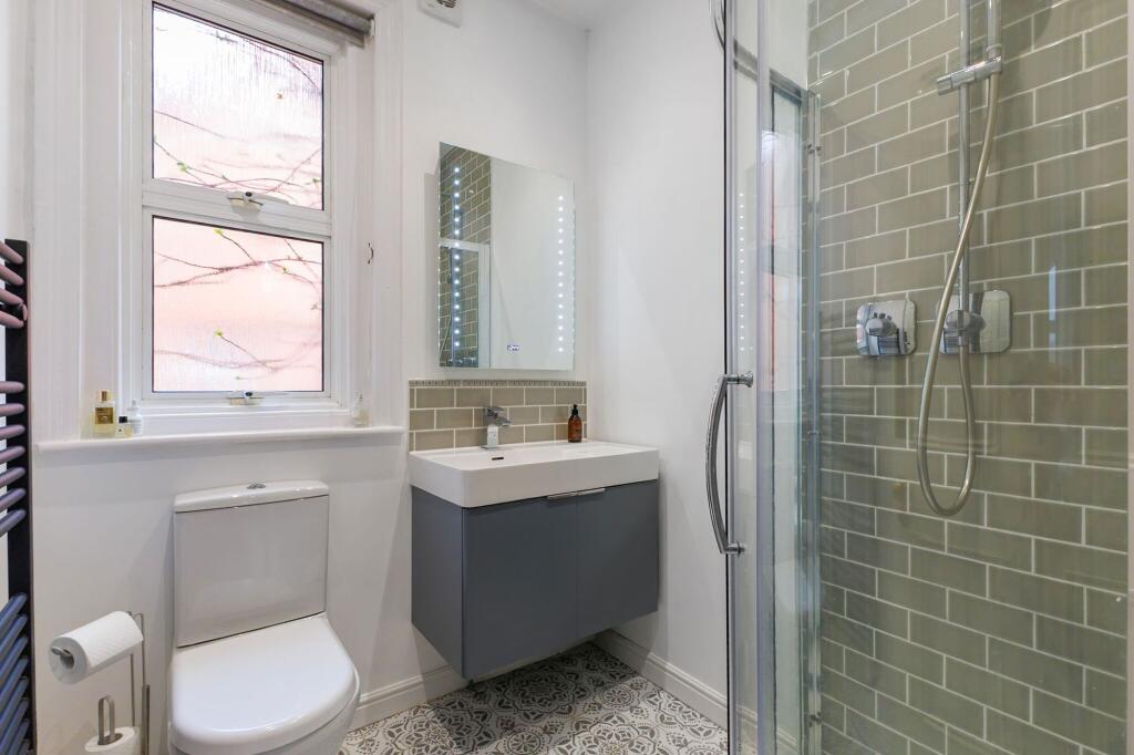 Family shower room