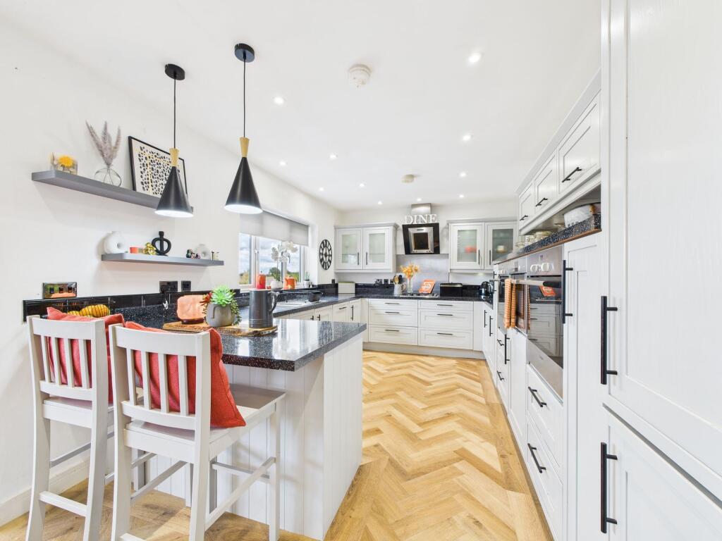 Breakfast Kitchen Area