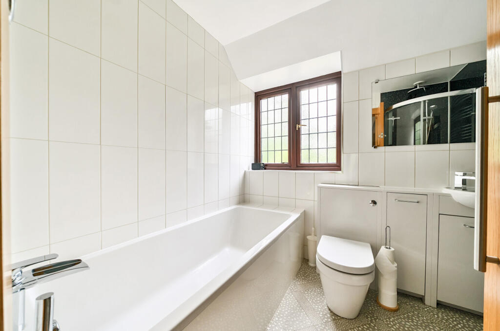 1301860-14-684235...