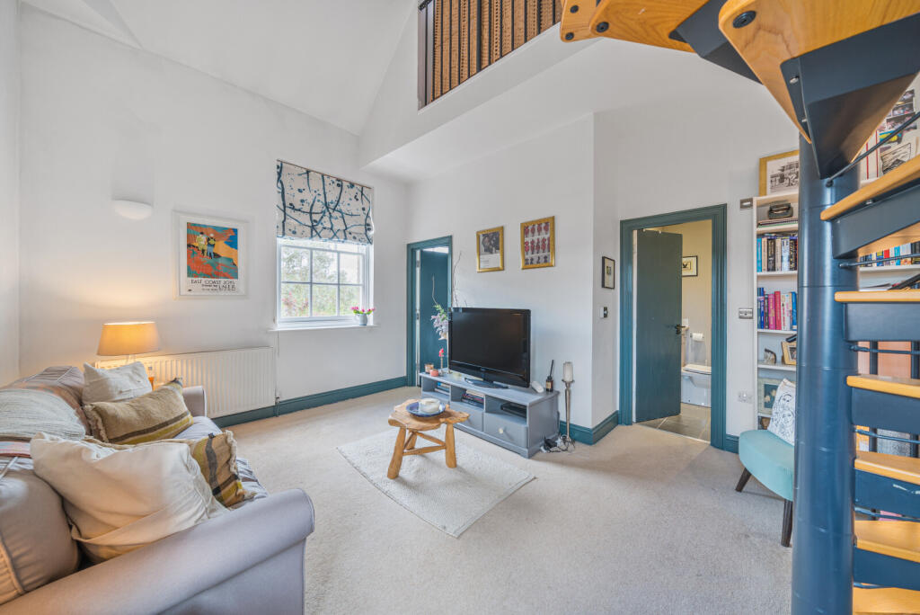 16-681a321636ba0-...