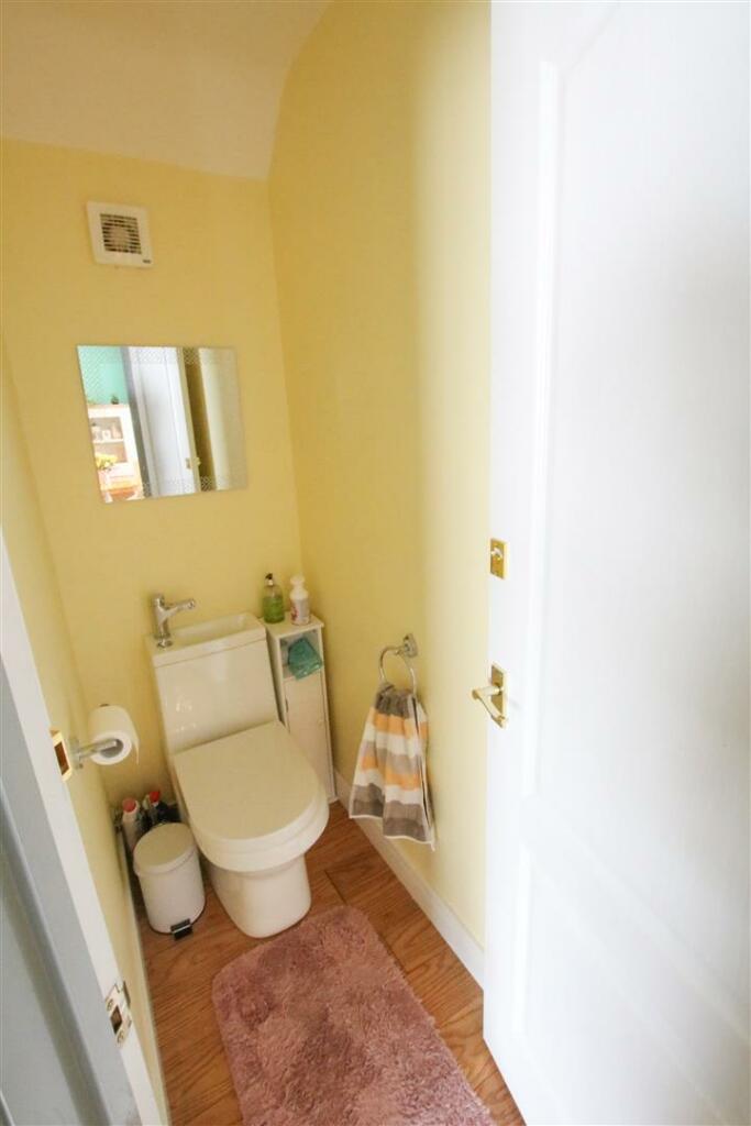 GROUND FLOOR W/C