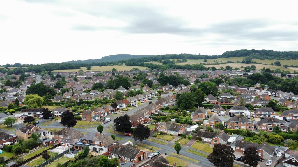 dji_fly_20250701_112136_157_1751365302165_photo_op
