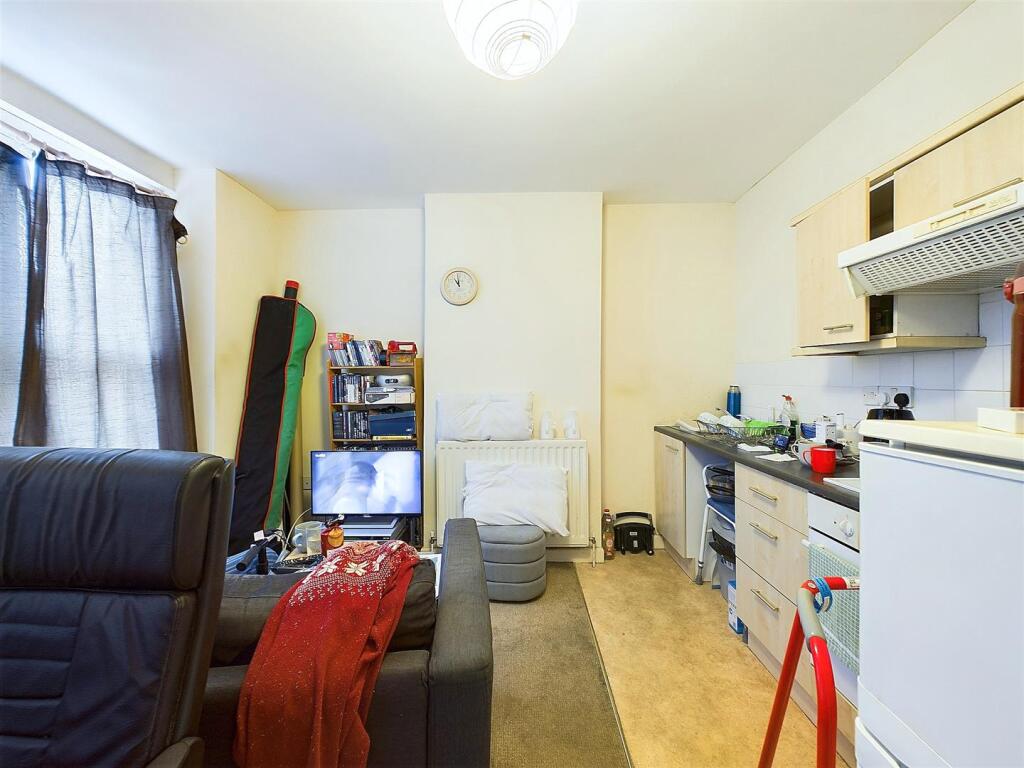 9 - Terrace house split into two flats.jpg
