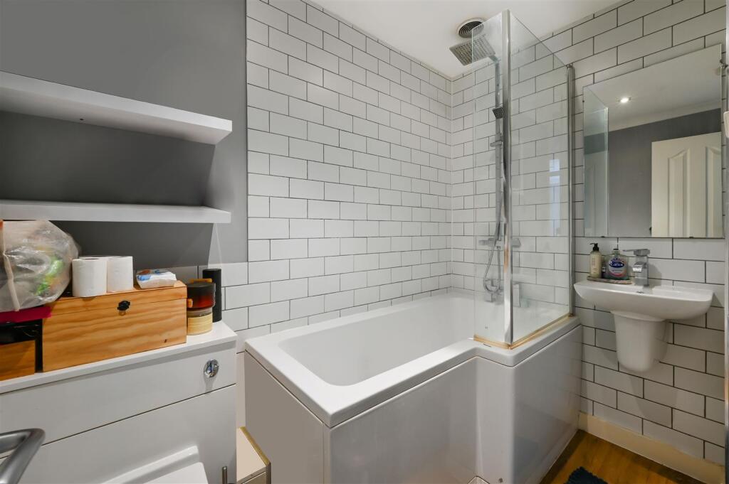 Bathroom.jpeg