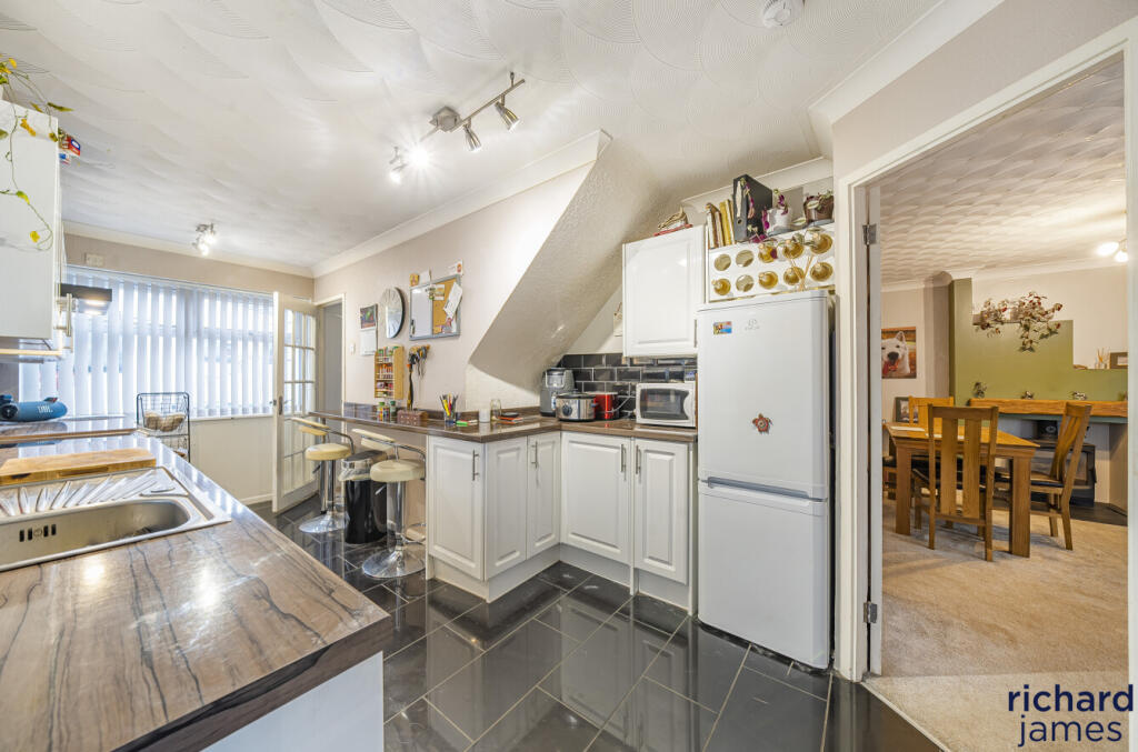 77dbcab0-60ea-4f0...