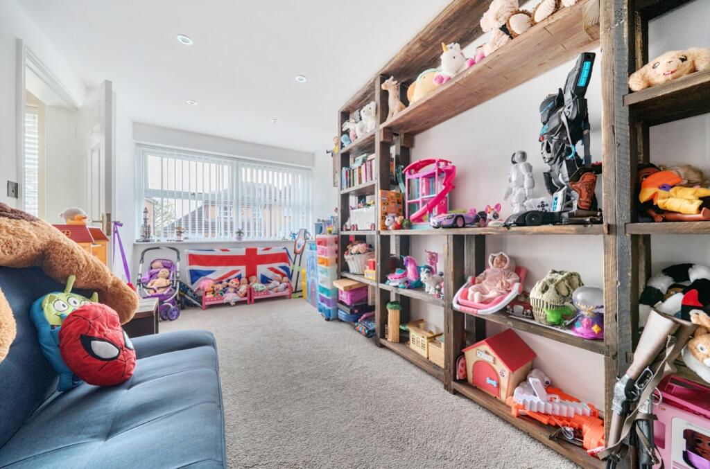 1375402-16-69135b8263746