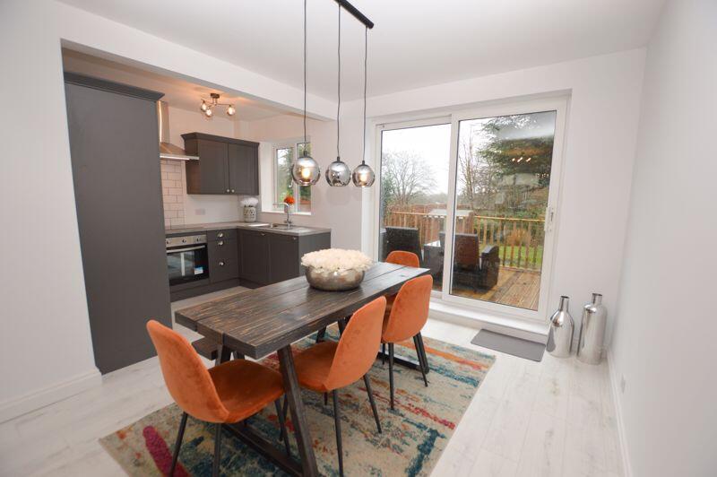 Diner/Kitchen