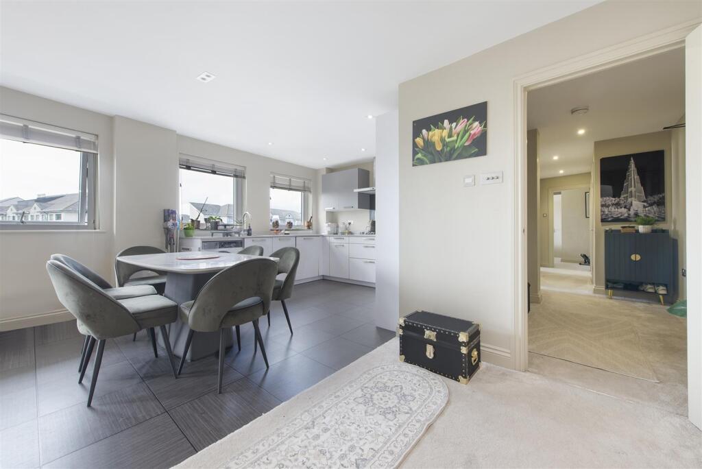 53166 Hi res (3).jpg