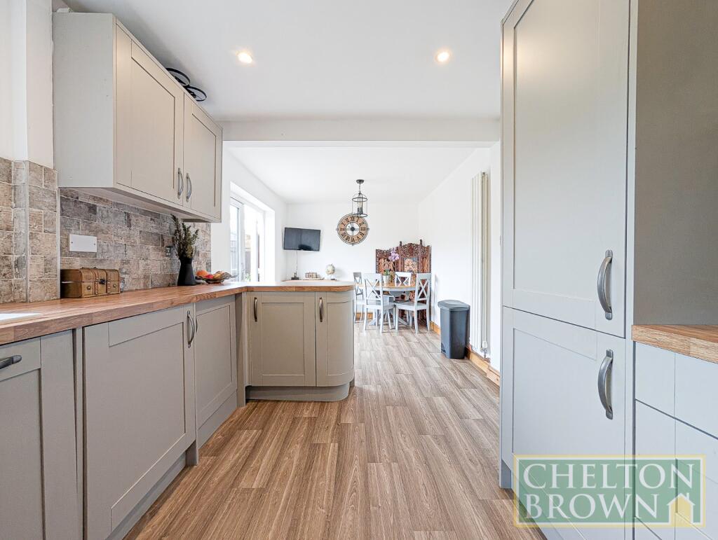 Kitchen &amp; Diner