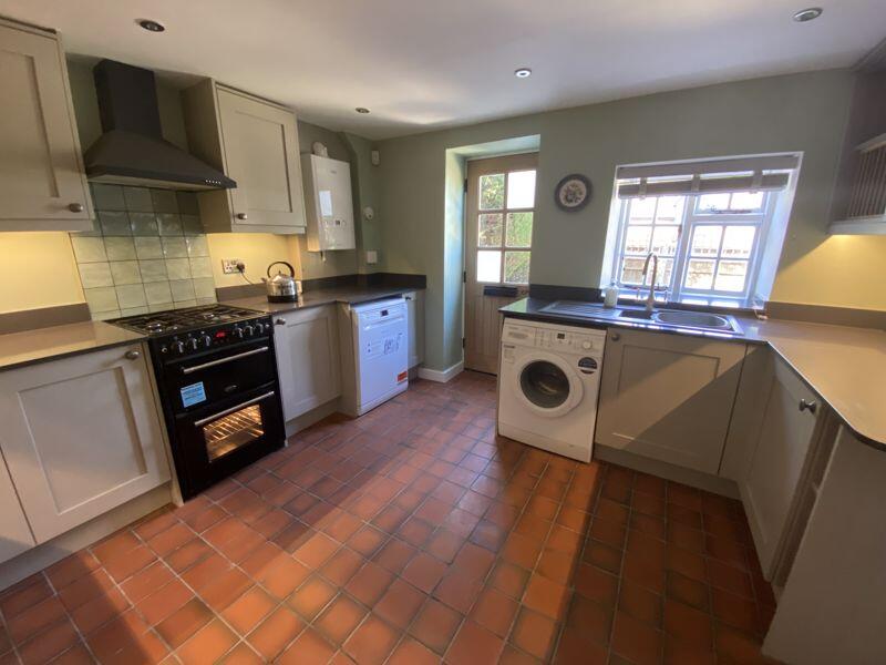 Kitchen 2