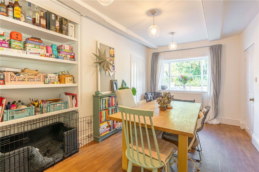 Dining To Church Str