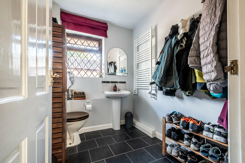 Coombe Cottage - ...