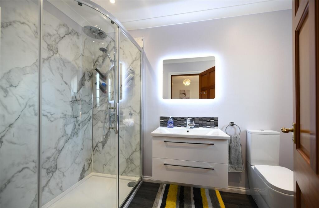 Bed 3 En Suite