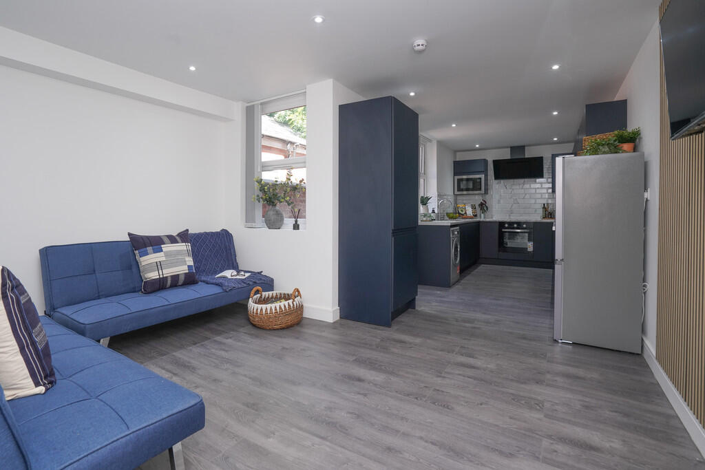 31 Terry Road (13...