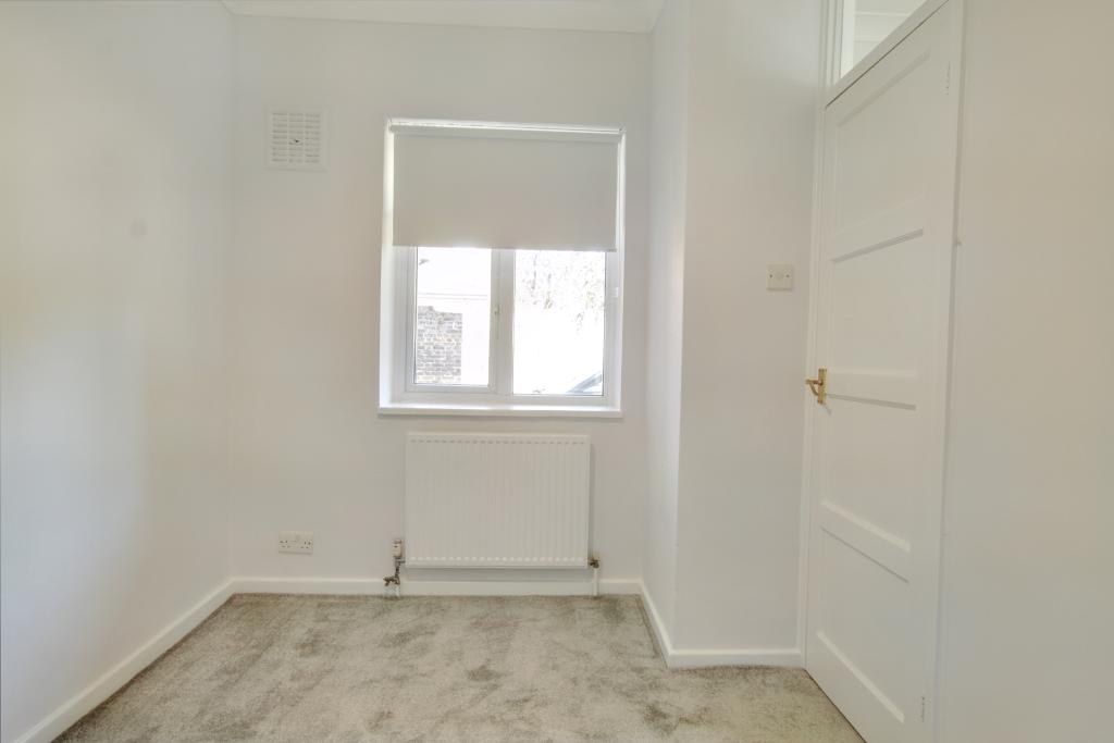 4.bedroom.jpg
