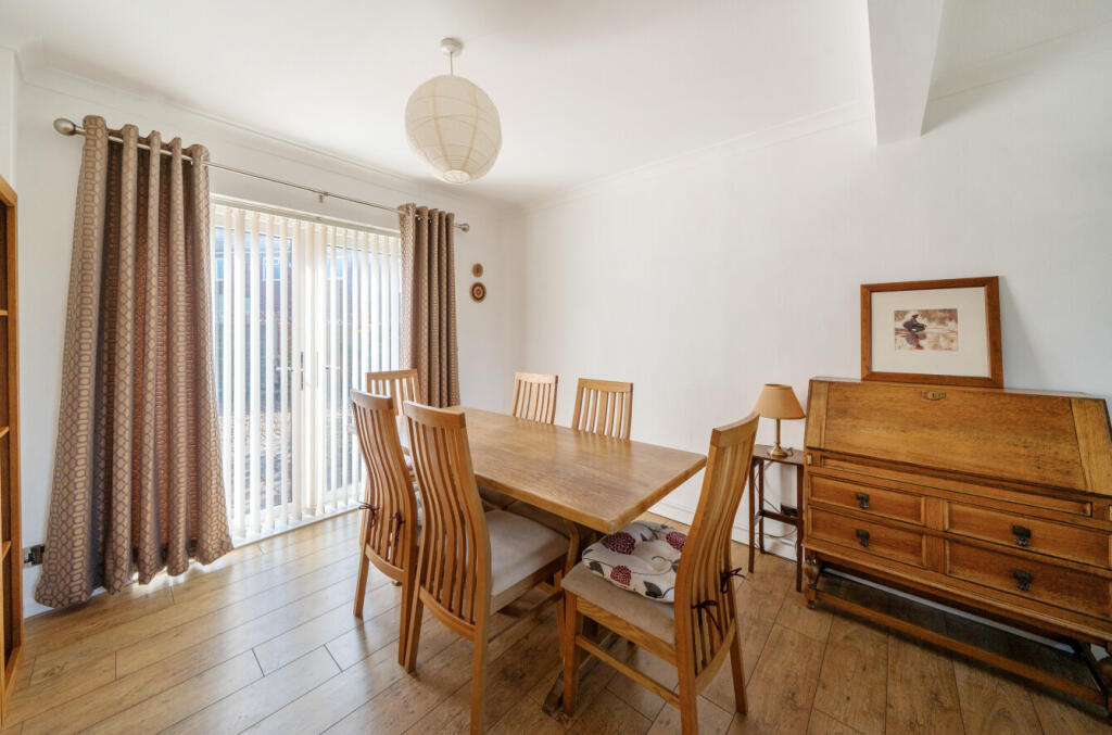 1310111-13-685058...