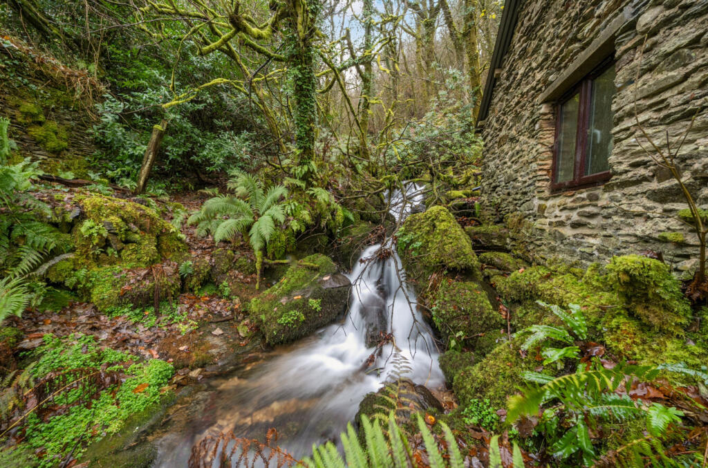 1383029-18-6929c0...