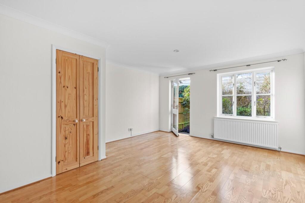 Sitting Dining Room