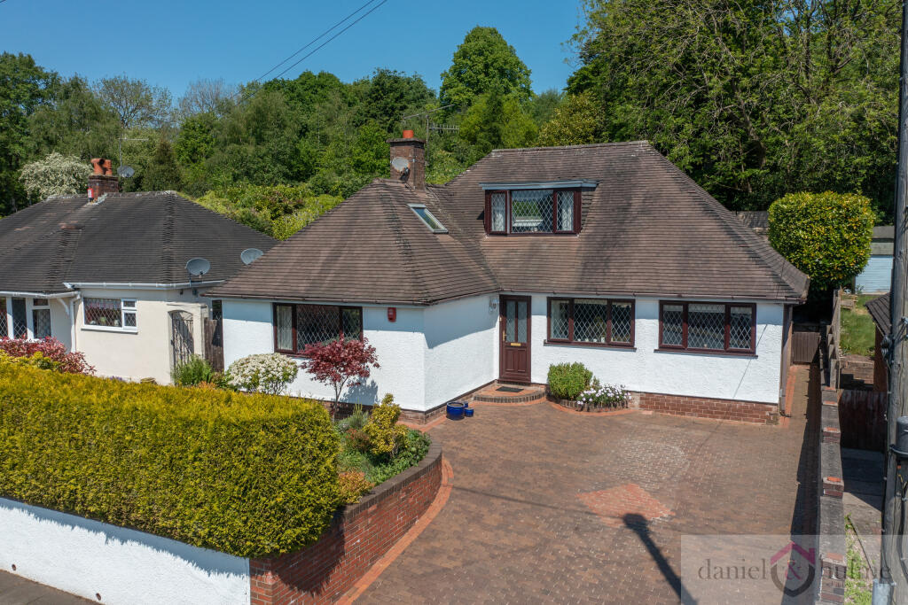31 Campbell Avenue-72