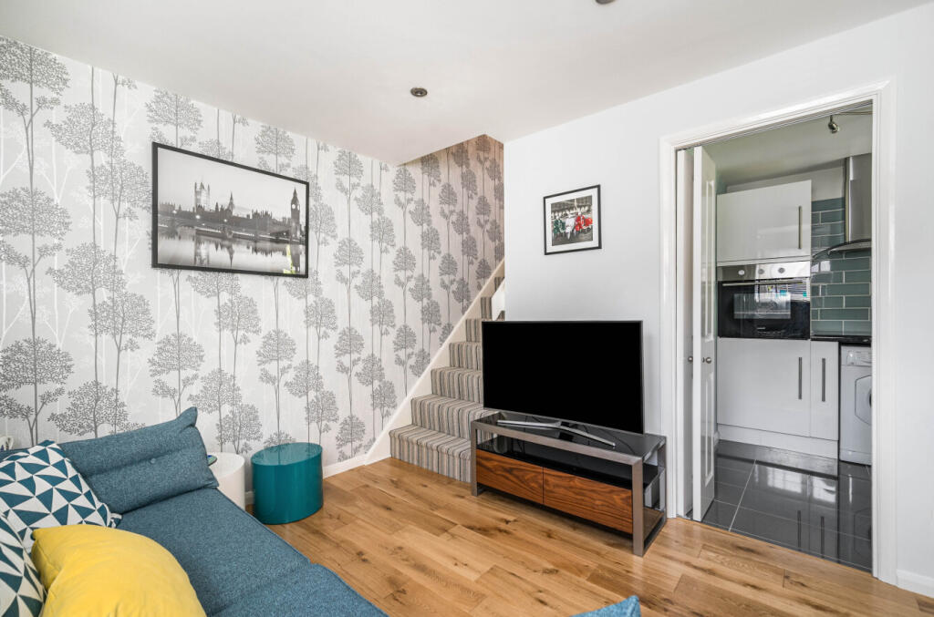 1342273-7-68a8635...