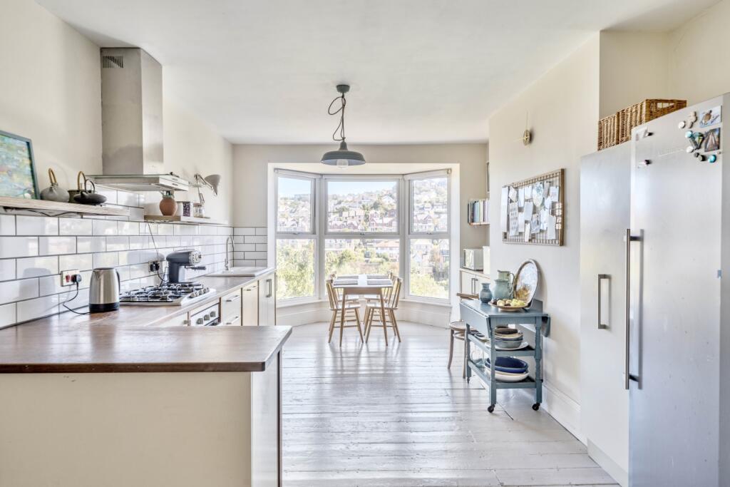 1357823-16-68d2940163509