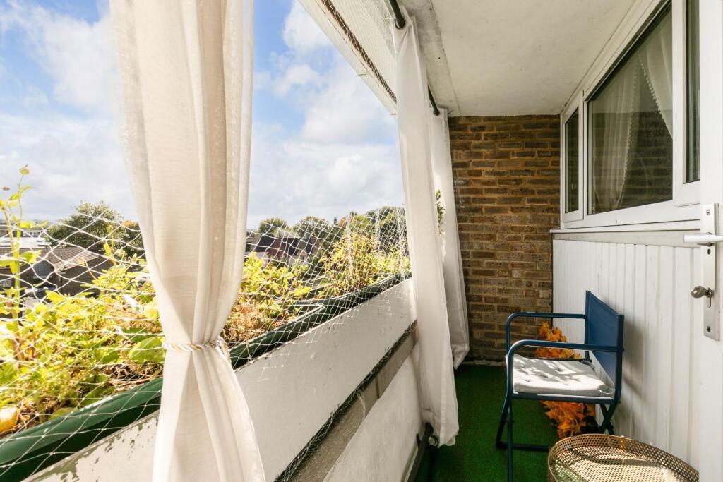 MERLAND RISE  143  (12).jpg