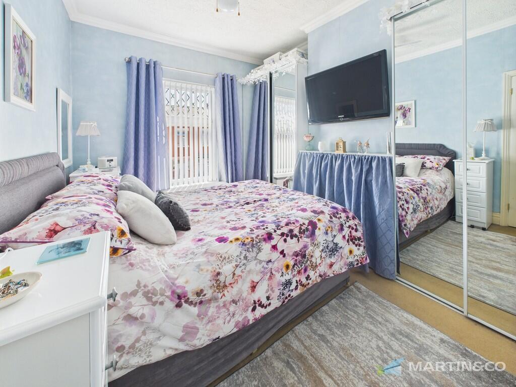 CAM02318G0-PR0487...