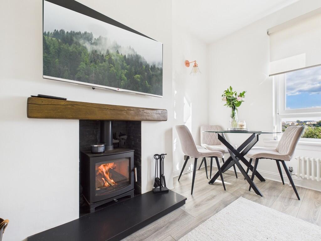 CAM05526G0-PR0038...